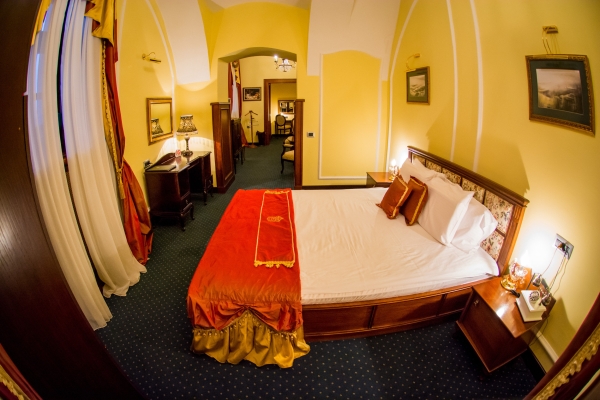 Hotel Leopold I (Petrovaradin)